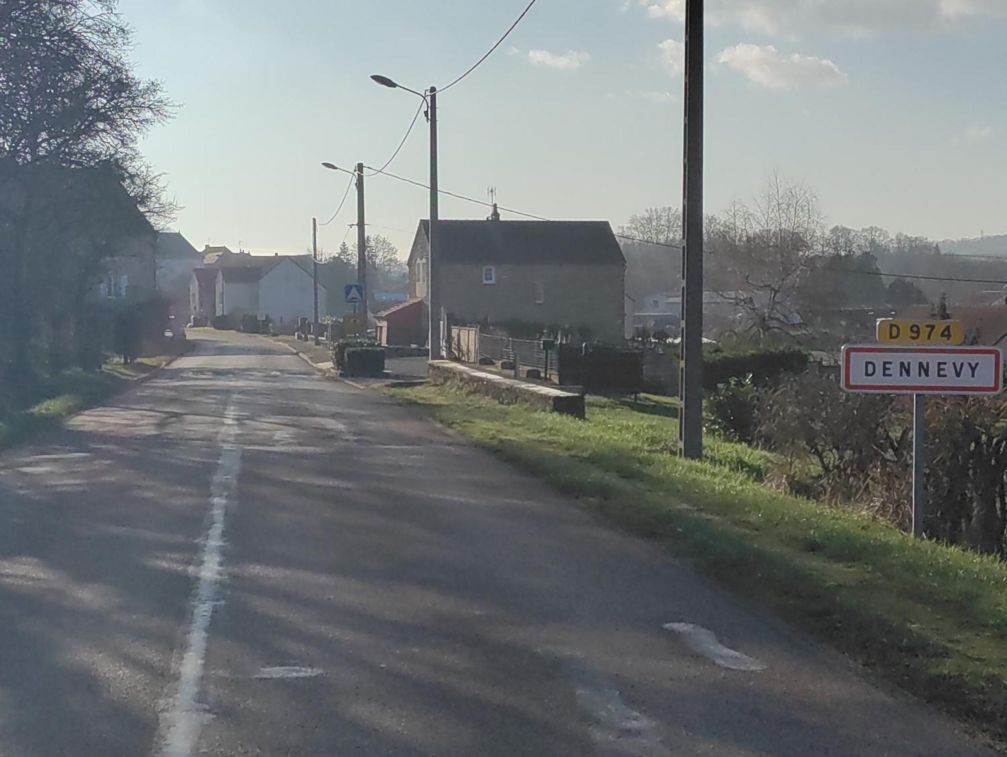 Calme Au Canal De Centre Dennevy Экстерьер фото
